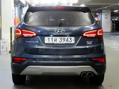 Hyundai Santafe 2016, 172353 км, за 6049.97 USD