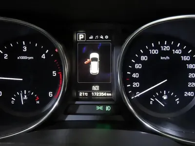 Hyundai Santafe 2016, 172353 км, за 6049.97 USD - фото 8