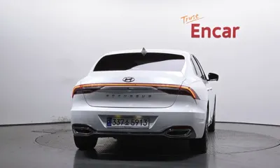 Hyundai Grandeur 2020, 102624 км, за 12847.67 USD