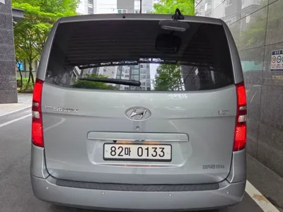 Hyundai Starex 2020, 89000 км, за 10293.17 USD