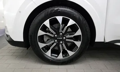 Kia Canival 2023, 32416 км, за 22888.72 USD