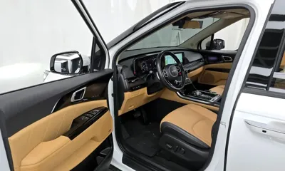 Kia Canival 2023, 32416 км, за 22888.72 USD - фото 10