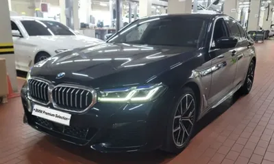 BMW 5-Series · 2023 год