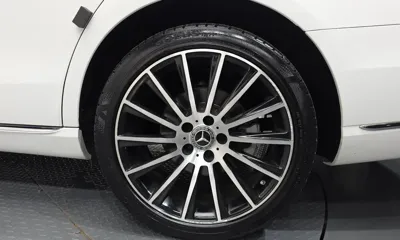 Mercedes-Benz E-Class 2018, 102530 км, за 14000.12 USD - фото 21