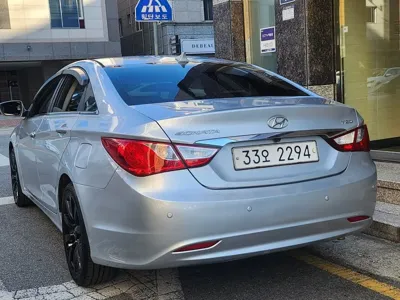 Hyundai Sonata 2012, 264897 км, за 1980.13 USD