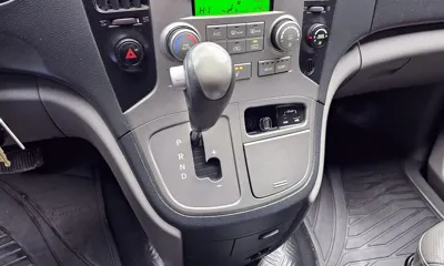 Hyundai Starex 2015, 176258 км, за 5251.41 USD - фото 9