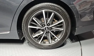 Hyundai Grandeur 2018, 87427 км, за 11004.75 USD - фото 21