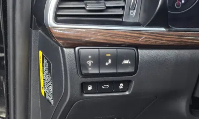 Kia K7 2018, 86807 км, за 8861.76 USD - фото 13
