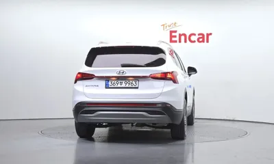 Hyundai Santafe 2021, 95119 км, за 14450.86 USD