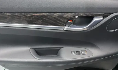 Hyundai Grandeur 2018, 72768 км, за 9188.27 USD - фото 25