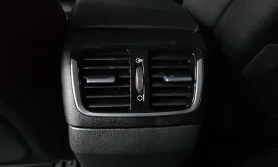 Hyundai Grandeur 2018, 72768 км, за 9188.27 USD - фото 27