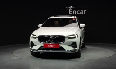 Volvo XC60 2022, 46517 км, за 27366.49 USD