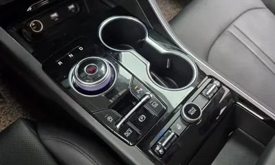 Kia K5 2020, 67021 км, за 12012.6 USD - фото 9