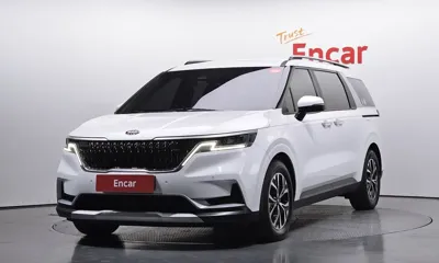 Kia Canival · 2021 год