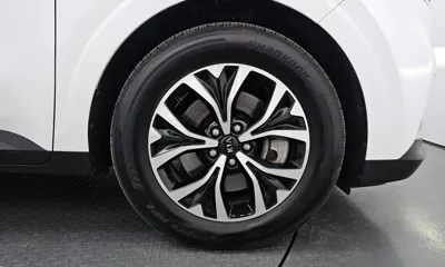 Kia Canival 2021, 126614 км, за 13238.4 USD
