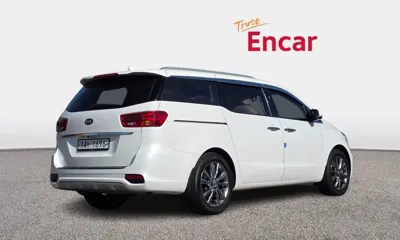 Kia Canival 2019, 135761 км, за 10505.45 USD