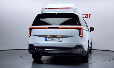 Kia Canival 2025, 13193 км, за 40632.8 USD