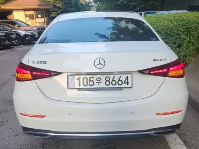 Mercedes-Benz C-Class 2023, 24000 км, за 26337.95 USD