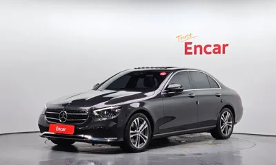 Mercedes-Benz E-Class · 2022 год