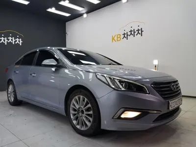 Hyundai Sonata 2016, 168356 км, за 4883.76 USD