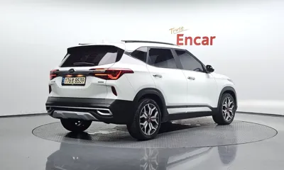 Kia Seltos 2022, 68014 км, за 13420.2 USD