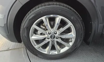 Kia Sorento 2016, 129682 км, за 8791.65 USD