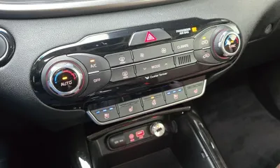 Kia Sorento 2016, 129682 км, за 8791.65 USD - фото 18