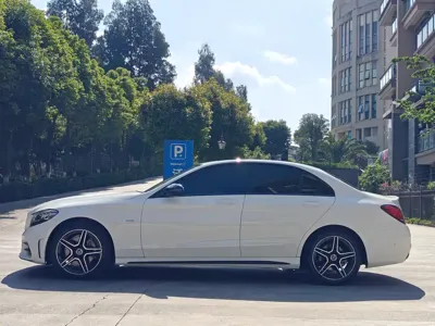 Mercedes-Benz C-Class 2021, 84000 км, за 20570.53 USD