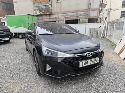 Hyundai Avante · 2019 год