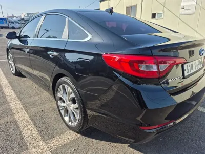 Hyundai Sonata 2015, 131116 км, за 5054.48 USD