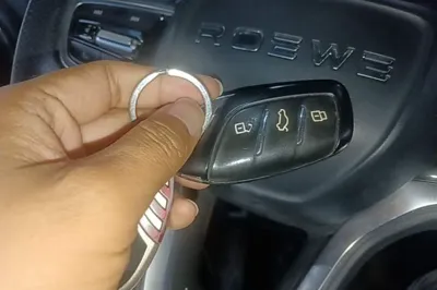 Roewe RX3 2021, 26800 км, за 8335 USD - фото 14
