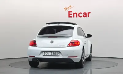 Volkswagen Beatle 2015, 121331 км, за 5655.59 USD
