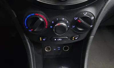 Hyundai Accent 2014, 94347 км, за 4225.44 USD - фото 17