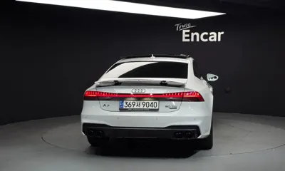 Audi A7 2021, 118875 км, за 26957.38 USD