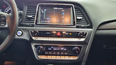 Hyundai Sonata 2018, 155827 км, за 7155.05 USD - фото 13