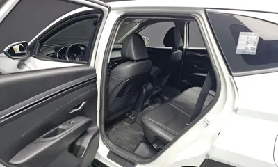 Hyundai Tucson 2022, 68102 км, за 14238.4 USD - фото 12