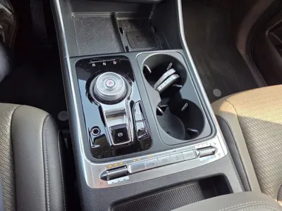 Kia Canival 2024, 32319 км, за 25342.03 USD - фото 9