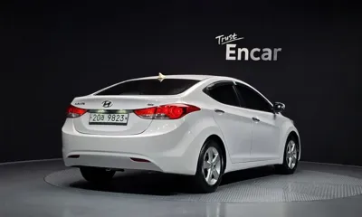 Hyundai Avante 2014, 143724 км, за 2797.3 USD