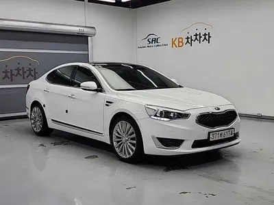 Kia K7 2013, 191286 км, за 3705.39 USD