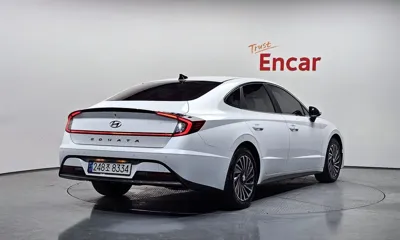 Hyundai Sonata 2022, 75473 км, за 12295.09 USD