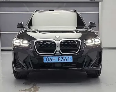 BMW iX3 2024, 23600 км, за 35048.88 USD