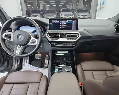 BMW iX3 2024, 23600 км, за 35048.88 USD - фото 7