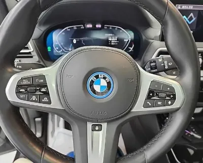BMW iX3 2024, 23600 км, за 35048.88 USD - фото 9