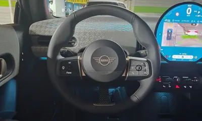 MINI Cooper 2025, 6575 км, за 21333.86 USD - фото 13