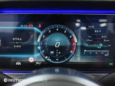 Mercedes-Benz E-Class 2019, 51470 км, за 29210.98 USD - фото 9