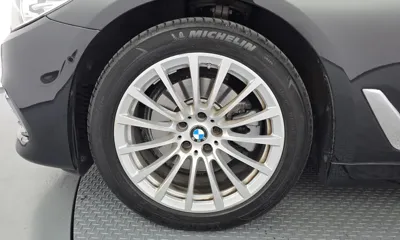 BMW 5-Series 2020, 31367 км, за 18558.3 USD
