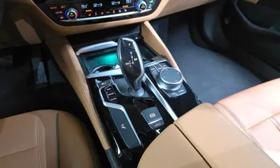 BMW 5-Series 2020, 31367 км, за 18558.3 USD - фото 9
