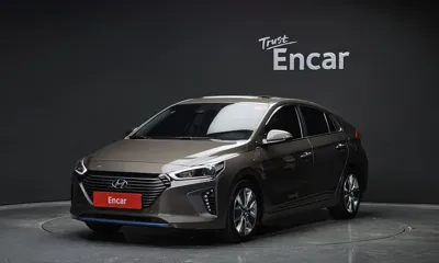 Hyundai Ioniq · 2016 год