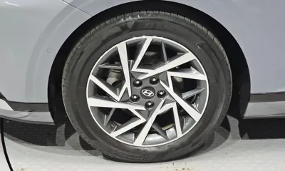 Hyundai Grandeur 2023, 66588 км, за 21059.59 USD