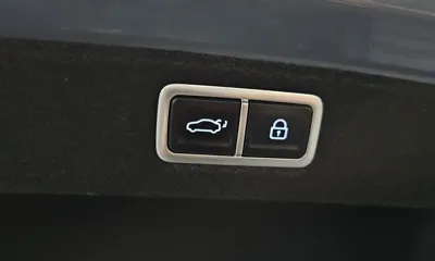 Hyundai Grandeur 2023, 66588 км, за 21059.59 USD - фото 20